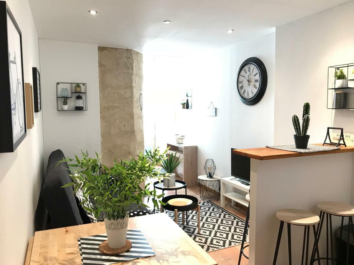Superbe ! Appart T2 - Centre Historique & Tram - Situation Ideale Apartment Монпелие Екстериор снимка